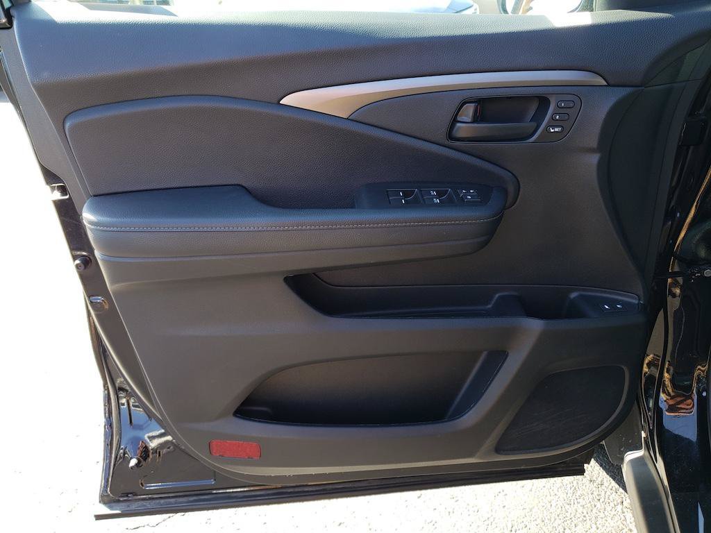 Used 2024 Honda Passport EX-L image 17