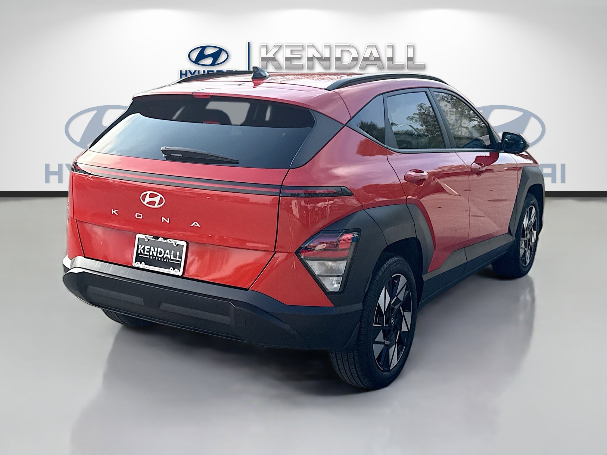 Used 2025 Hyundai Kona SEL image 6