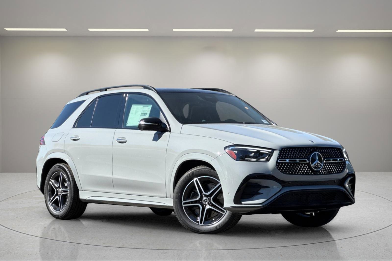 New 2026 Mercedes-Benz GLE 450 4MATIC image 2