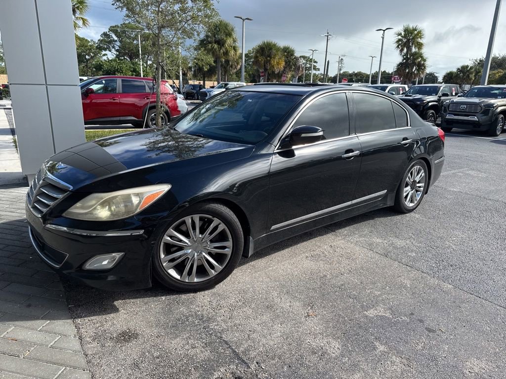 Used 2012 Hyundai Genesis 5.0 image 6
