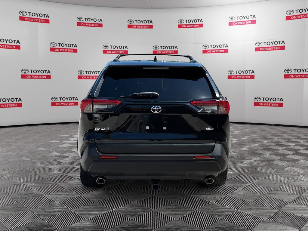 Certified 2019 Toyota RAV4 XLE FWD image 4