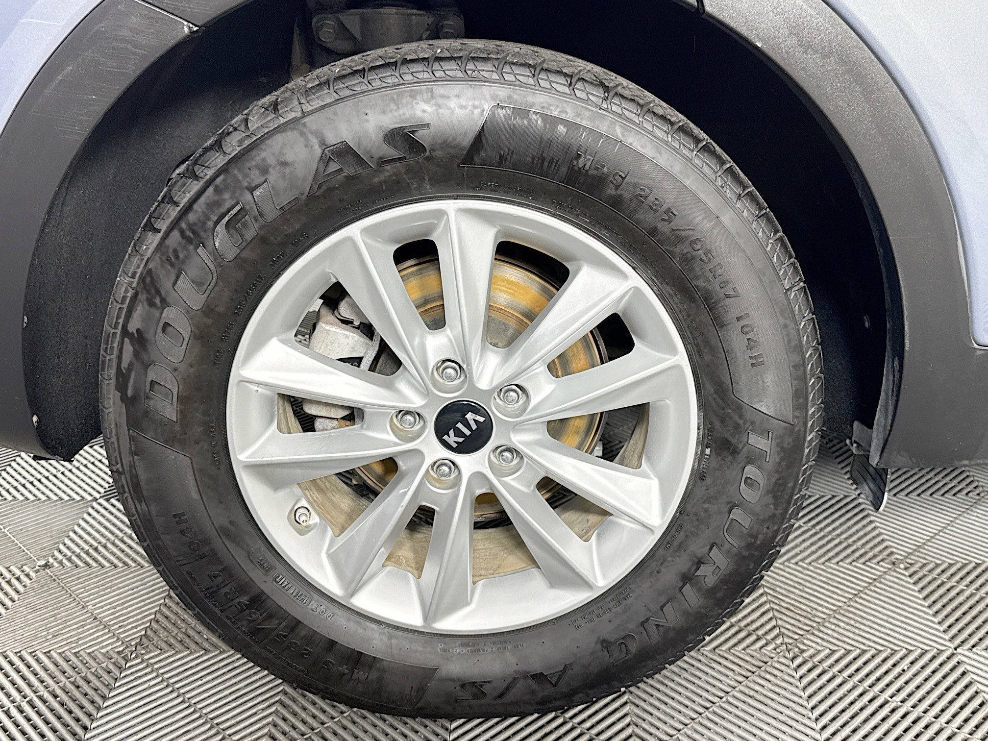 Used 2019 Kia Sorento L FWD image 31