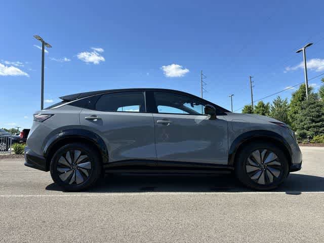 Used 2023 Nissan Ariya AWD image 3