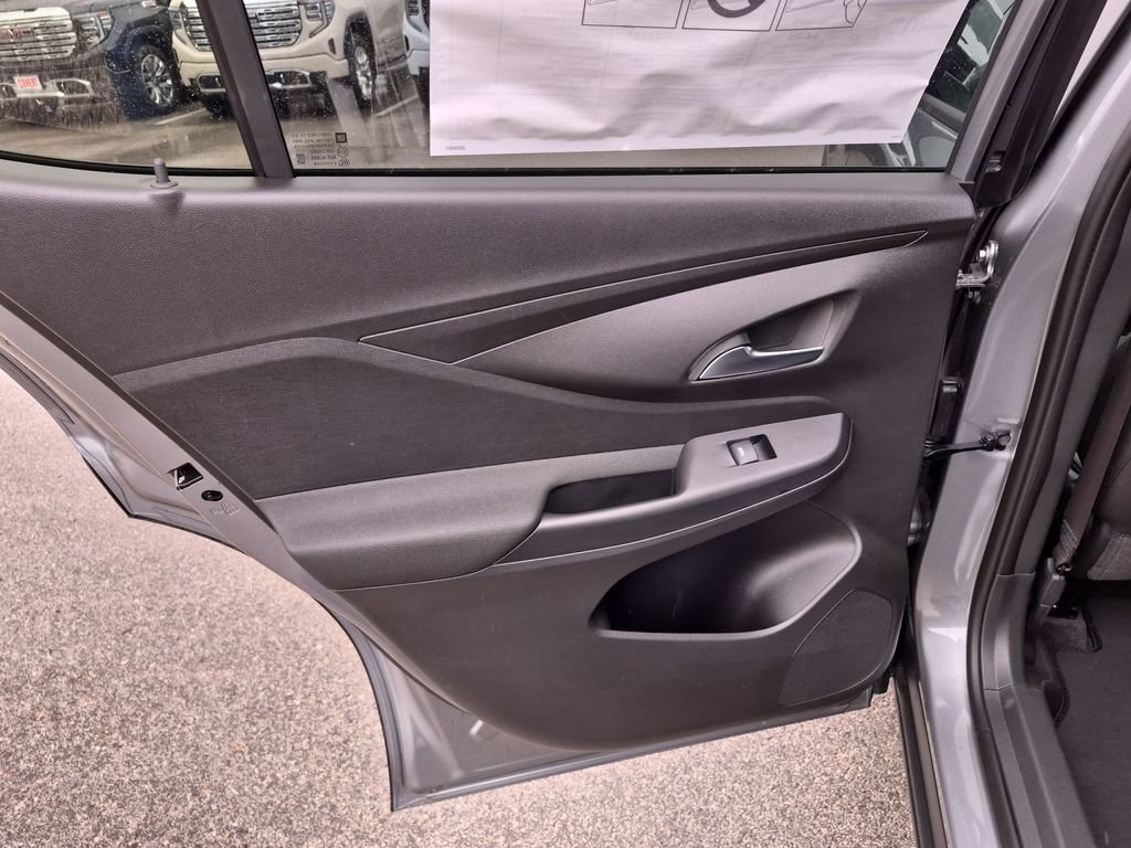 New 2026 Buick Envista Sport Touring FWD image 31