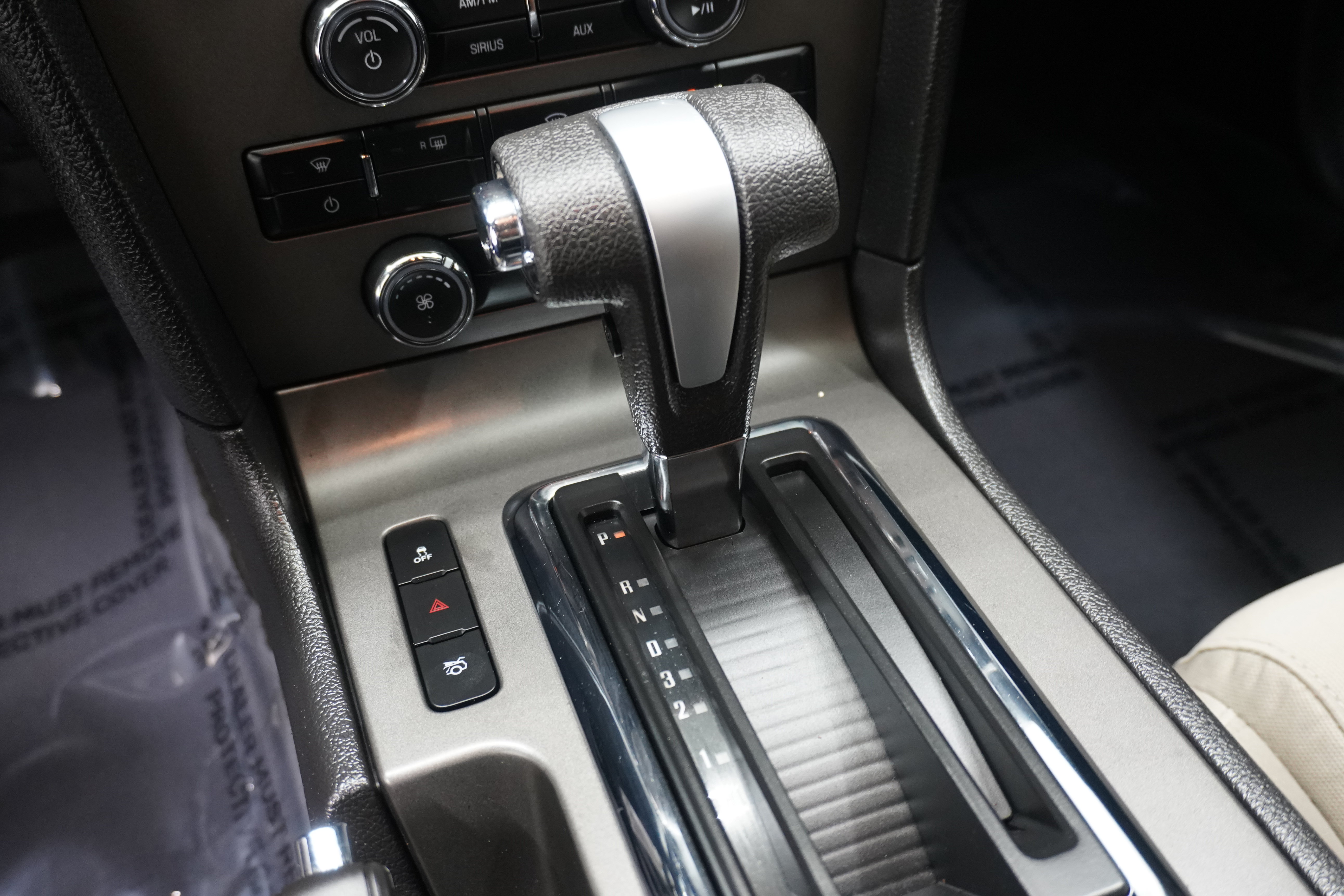 Used 2012 Ford Mustang Coupe RWD image 17