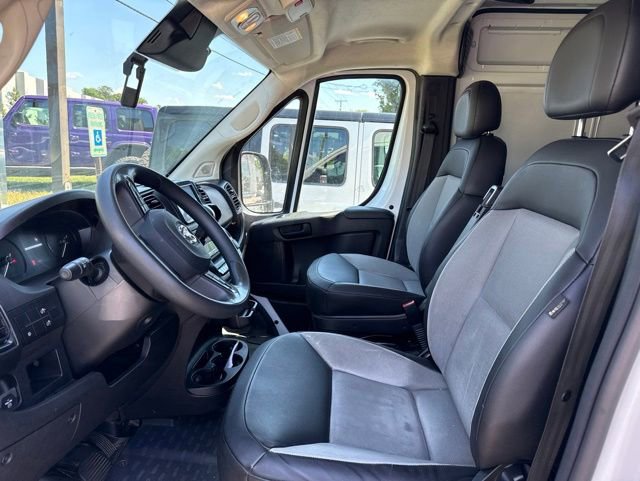 Used 2025 RAM ProMaster 2500 w/ Convenience Group FWD image 11