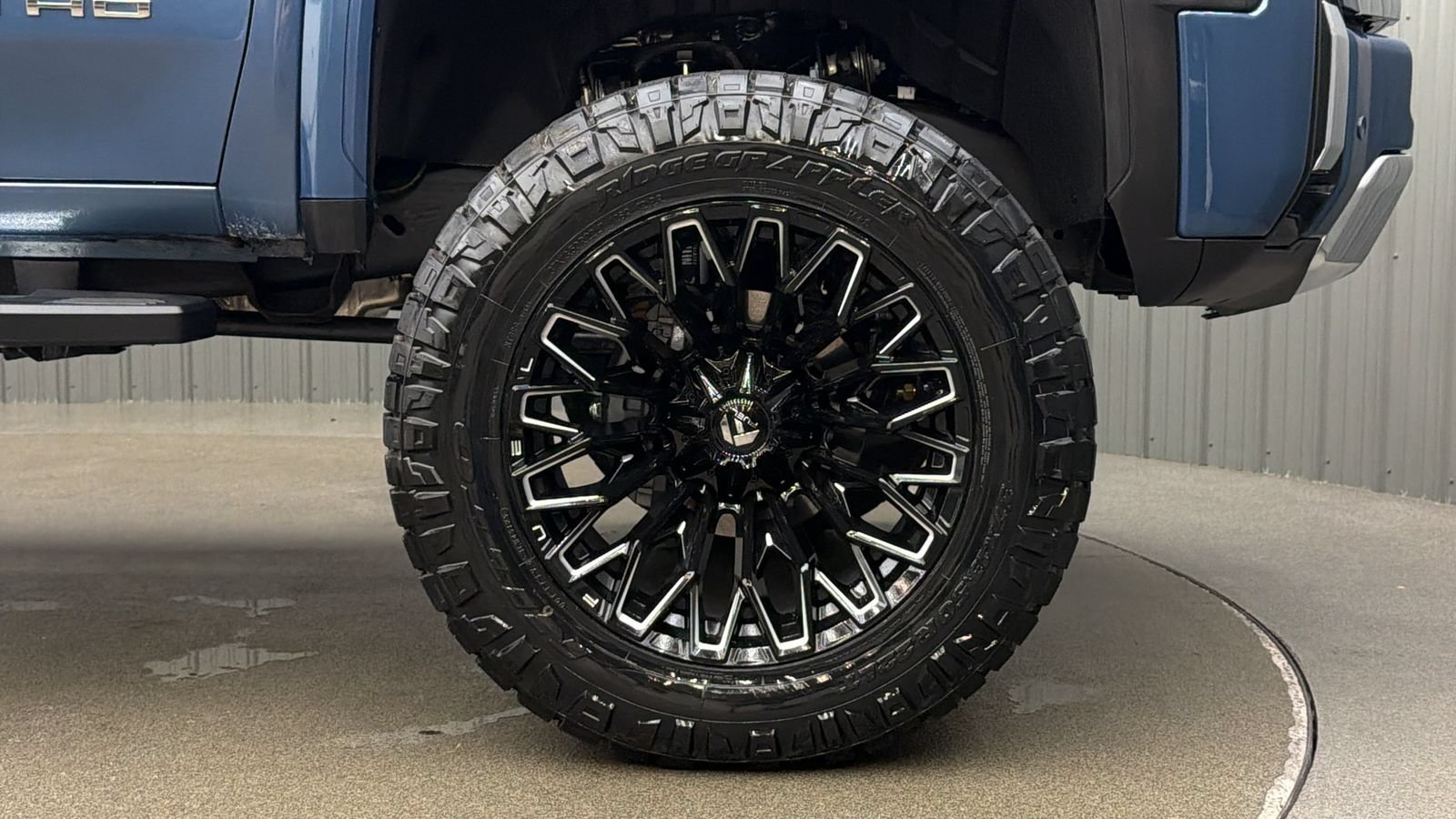 Used 2026 GMC Sierra 3500 Denali w/ Denali Reserve Package AWD/4WD image 9
