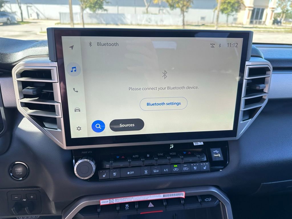 Used 2025 Toyota Tundra Limited image 26