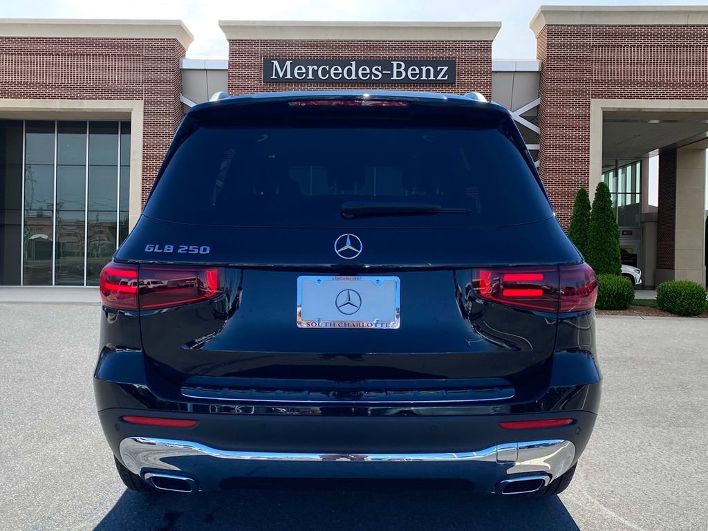 Certified 2025 Mercedes-Benz GLB 250 image 6
