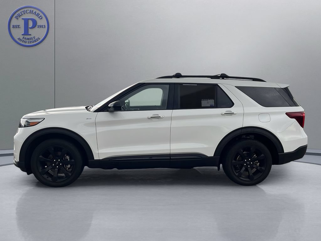 Used 2024 Ford Explorer ST-Line w/ Class IV Trailer Tow Package AWD/4WD image 4