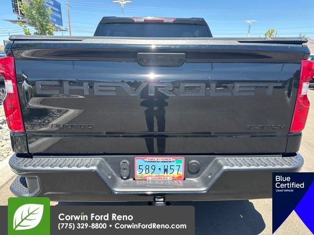 Used 2024 Chevrolet Silverado 1500 Custom w/ Turbomax Blackout Package AWD/4WD image 4