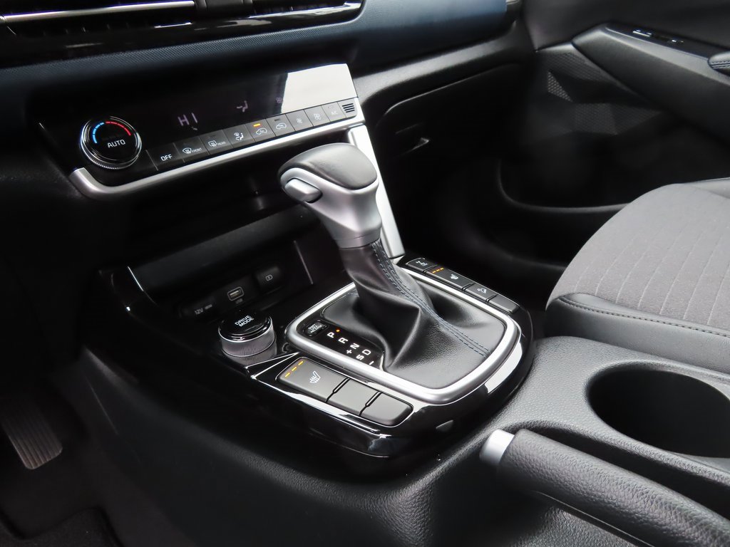 Certified 2023 Kia Seltos S w/ Navigation Package image 19