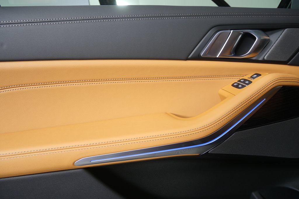 New 2026 BMW X7 M60i AWD/4WD image 13