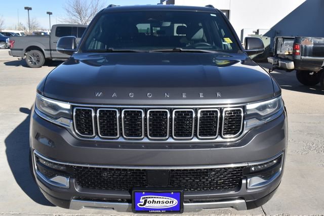 Used 2022 Jeep Wagoneer Series III AWD/4WD image 2