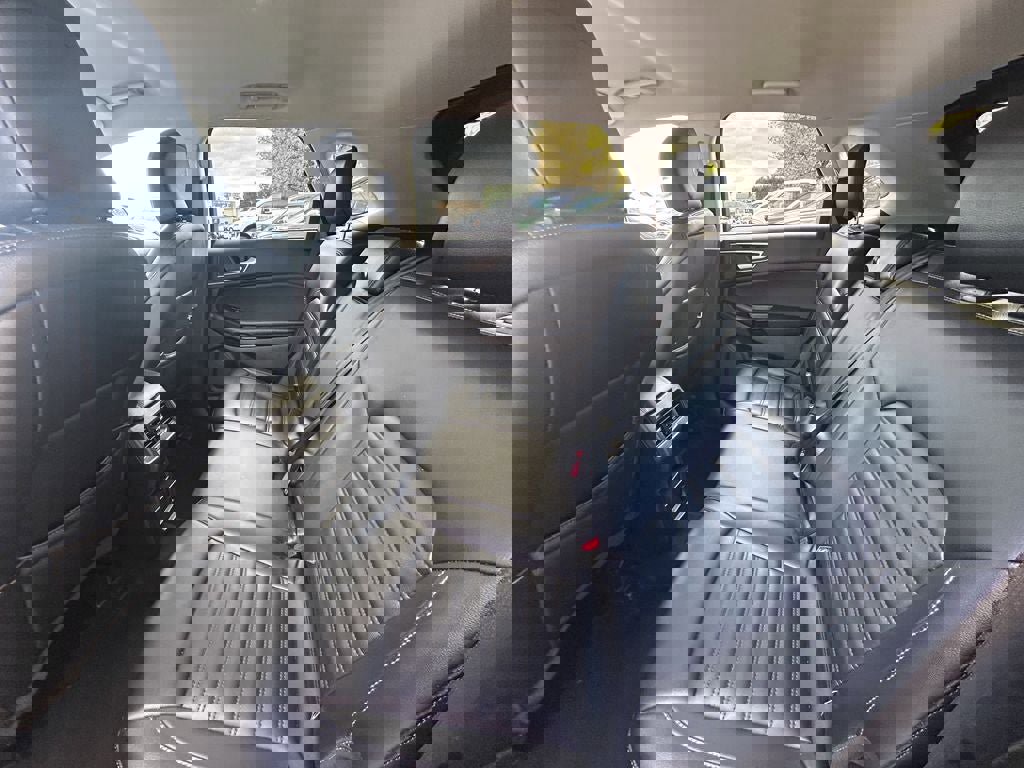 Used 2023 Ford Edge SEL AWD/4WD image 24