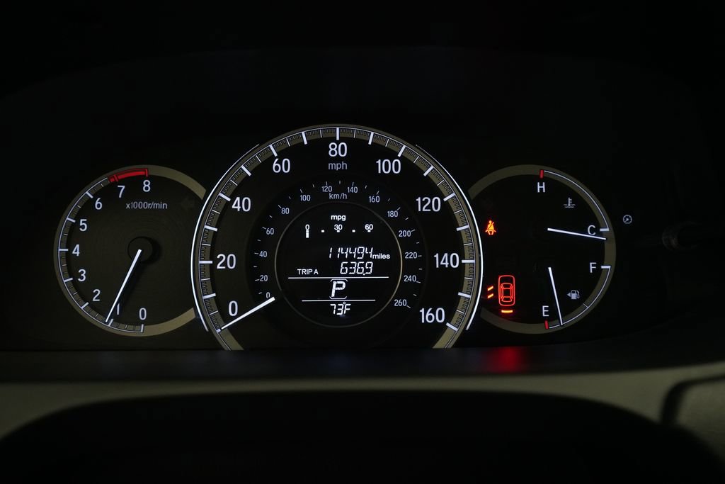 Used 2016 Honda Accord EX-L image 2
