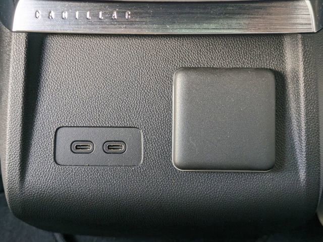 Used 2025 Cadillac Lyriq Luxury RWD image 15