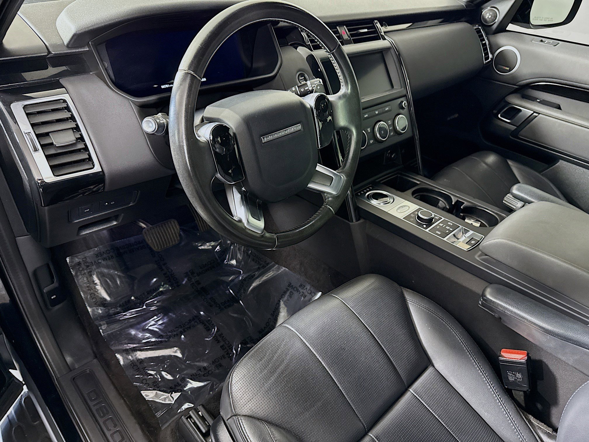 Used 2019 Land Rover Discovery SE AWD/4WD image 23