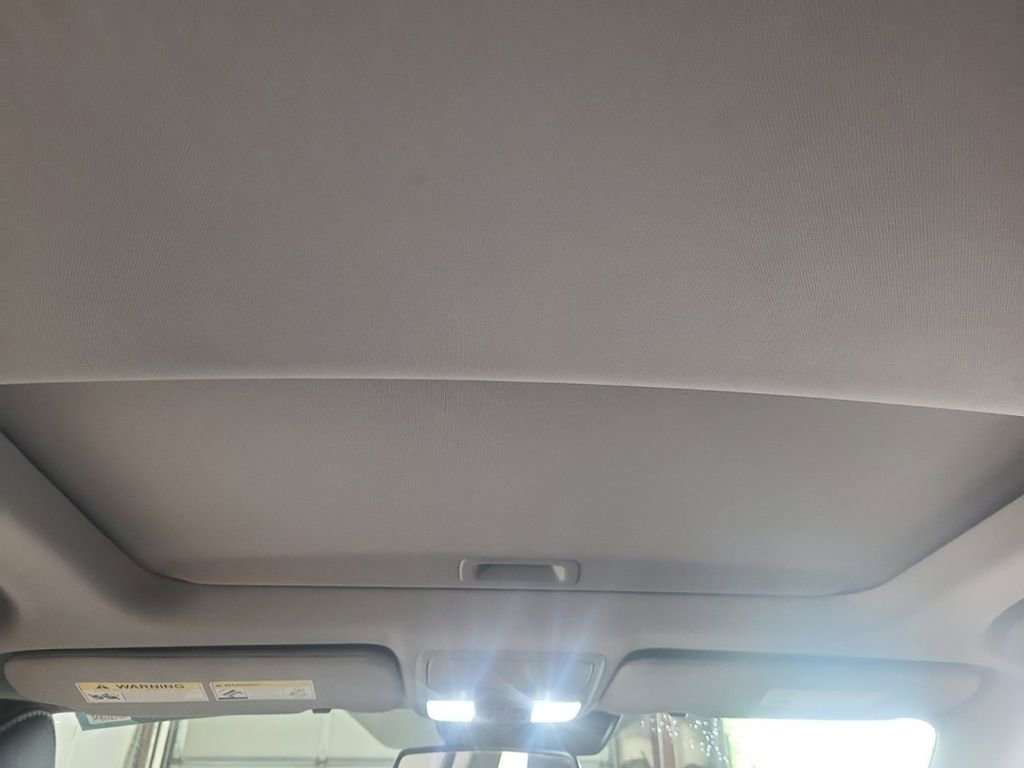 Used 2018 Honda CR-V EX-L image 8