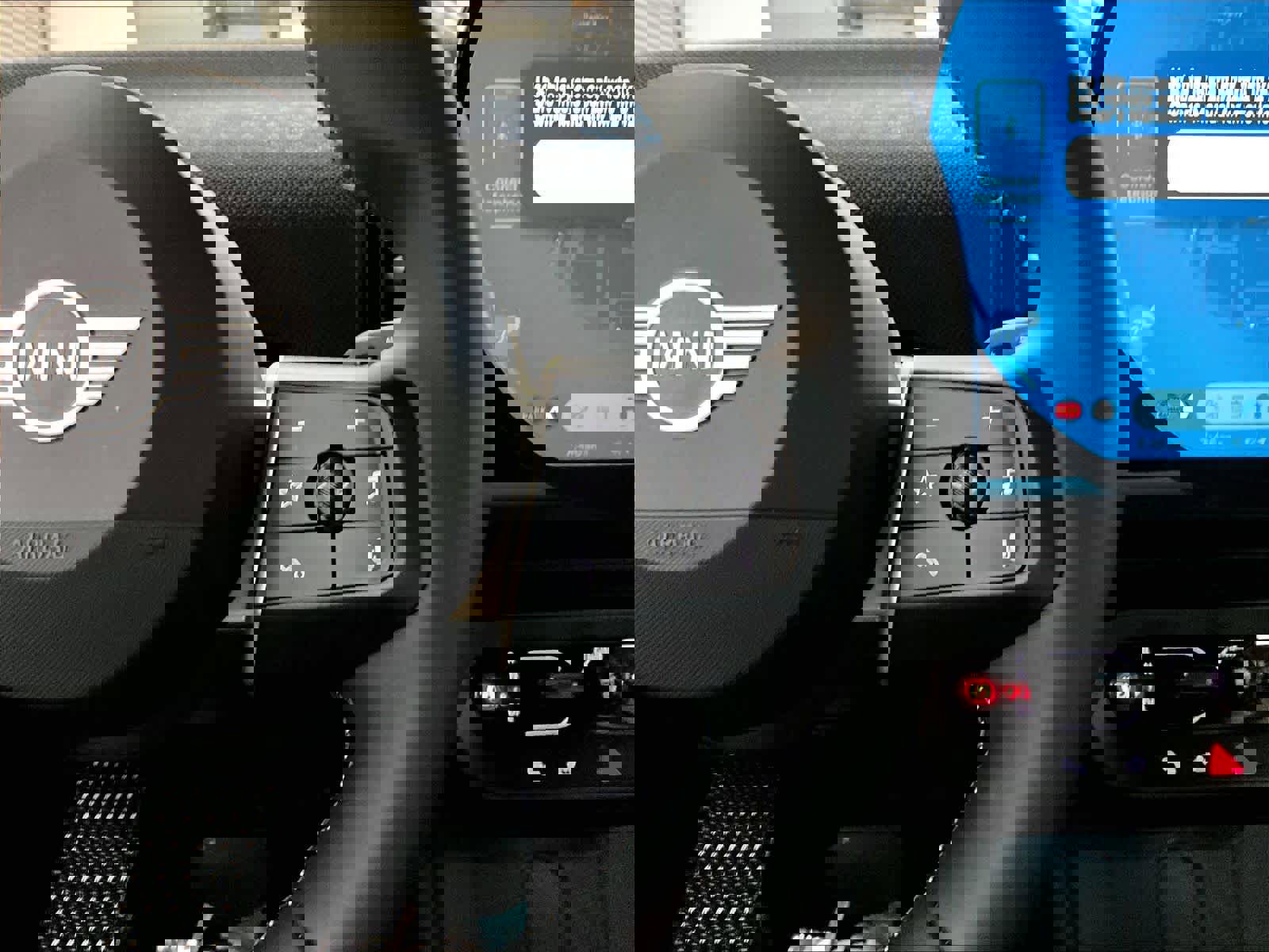 Used 2025 MINI Cooper 2-Door Hardtop image 21