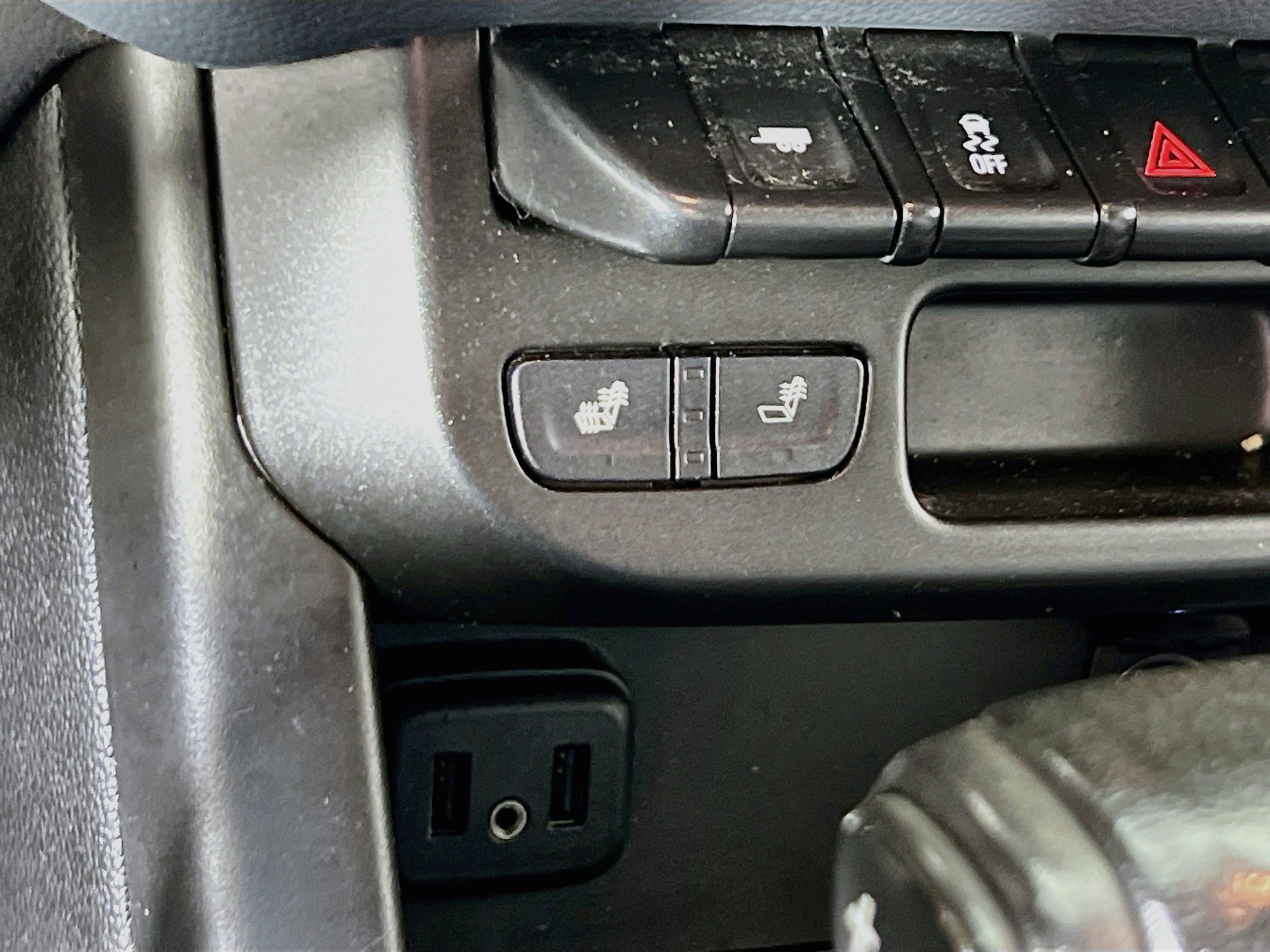 Used 2021 Chevrolet Colorado Z71 AWD/4WD image 19