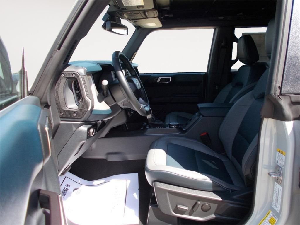 New 2024 Ford Bronco Outer Banks AWD/4WD image 9