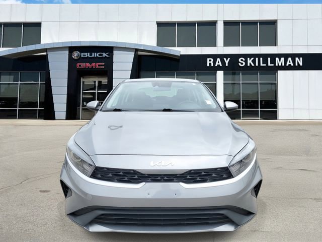Used 2024 Kia Forte LXS image 2