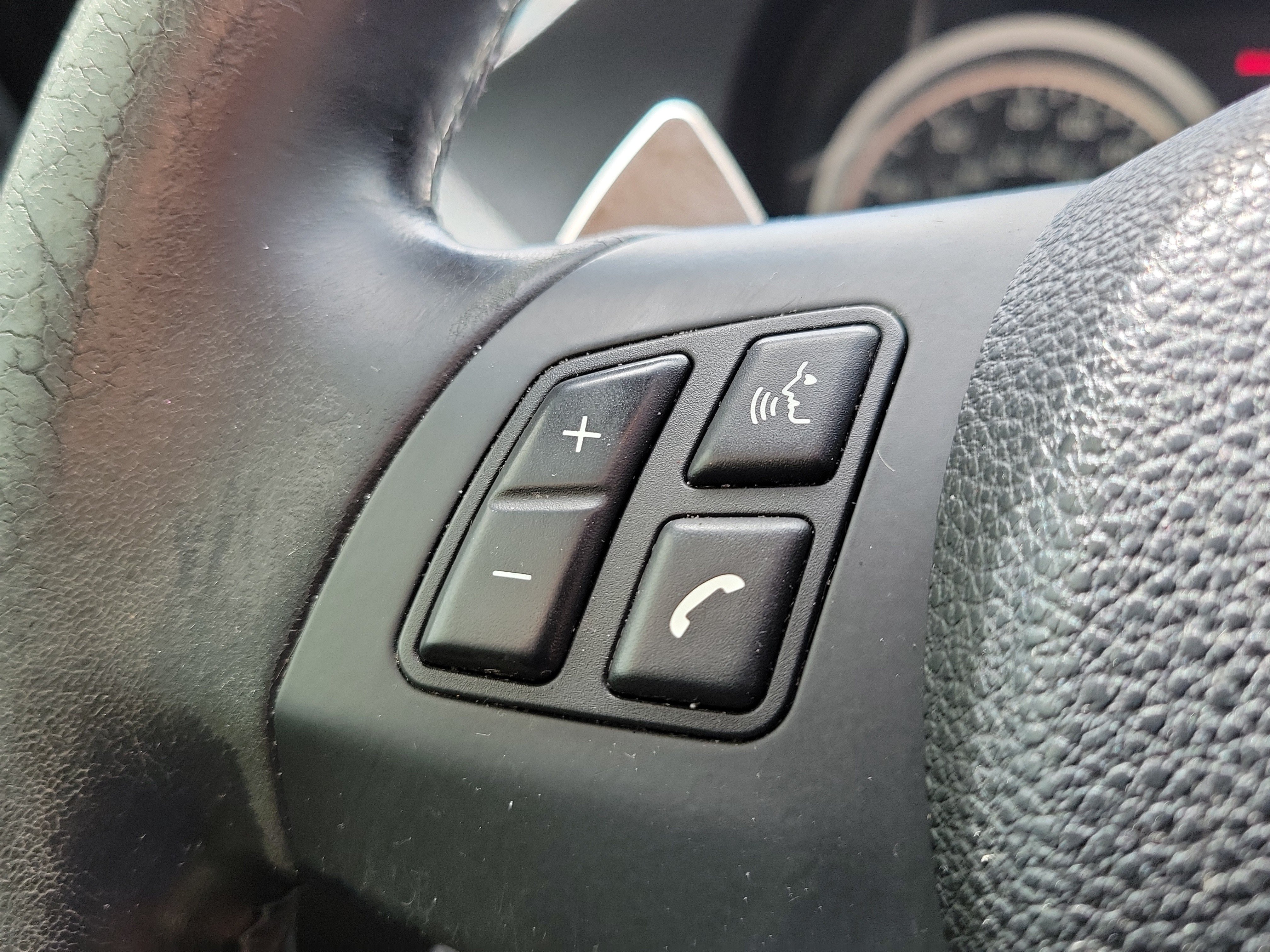 Used 2011 BMW M3 Convertible RWD image 18