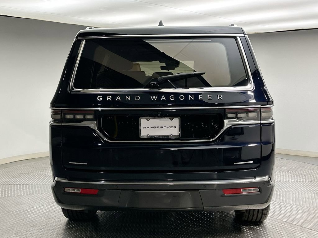 Used 2022 Jeep Grand Wagoneer Series III w/ Rear Seat Video Group 1 AWD/4WD image 12