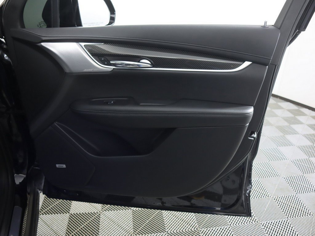 Used 2021 Cadillac XT6 Sport image 31