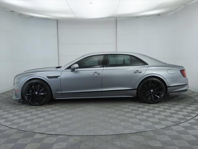 Used 2025 Bentley Flying Spur Plug-In Hybrid AWD/4WD image 8