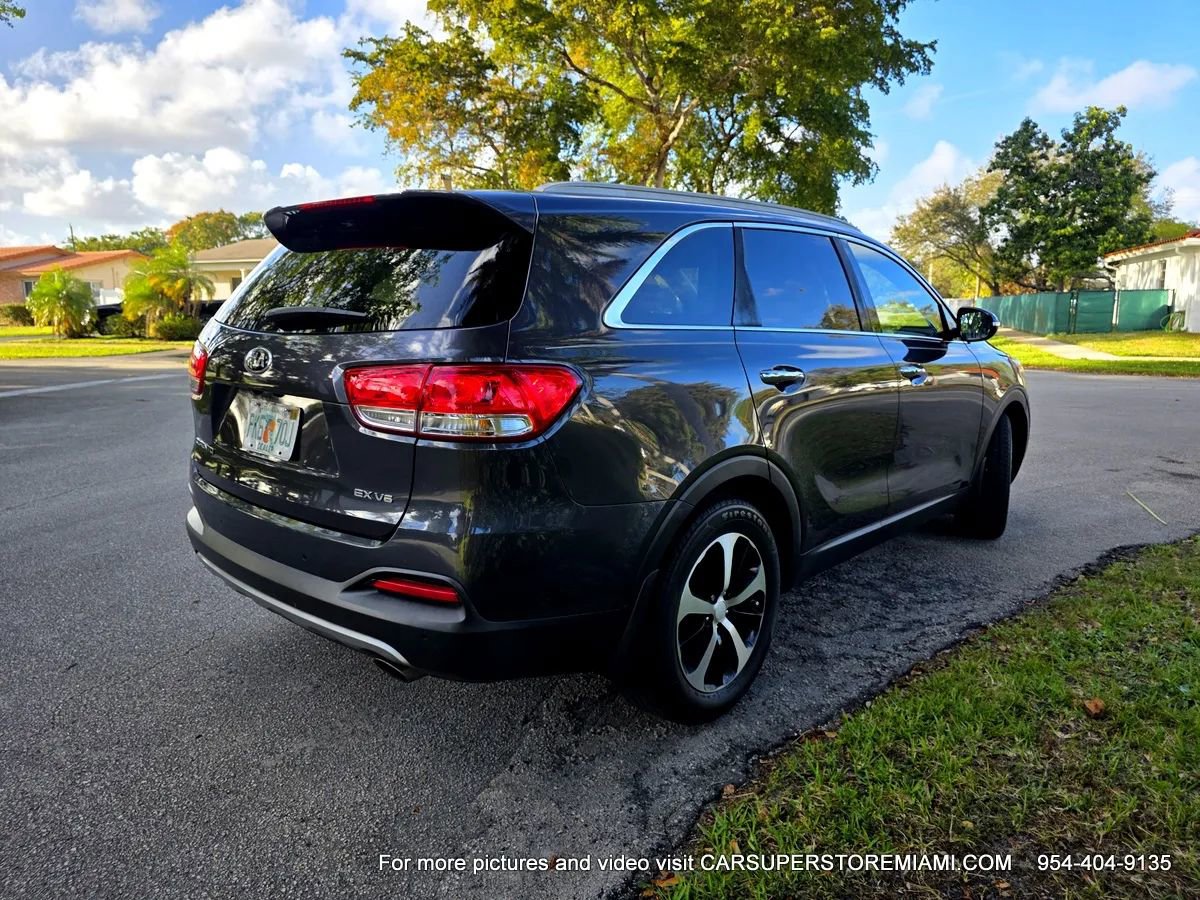 Used 2018 Kia Sorento EX FWD image 15
