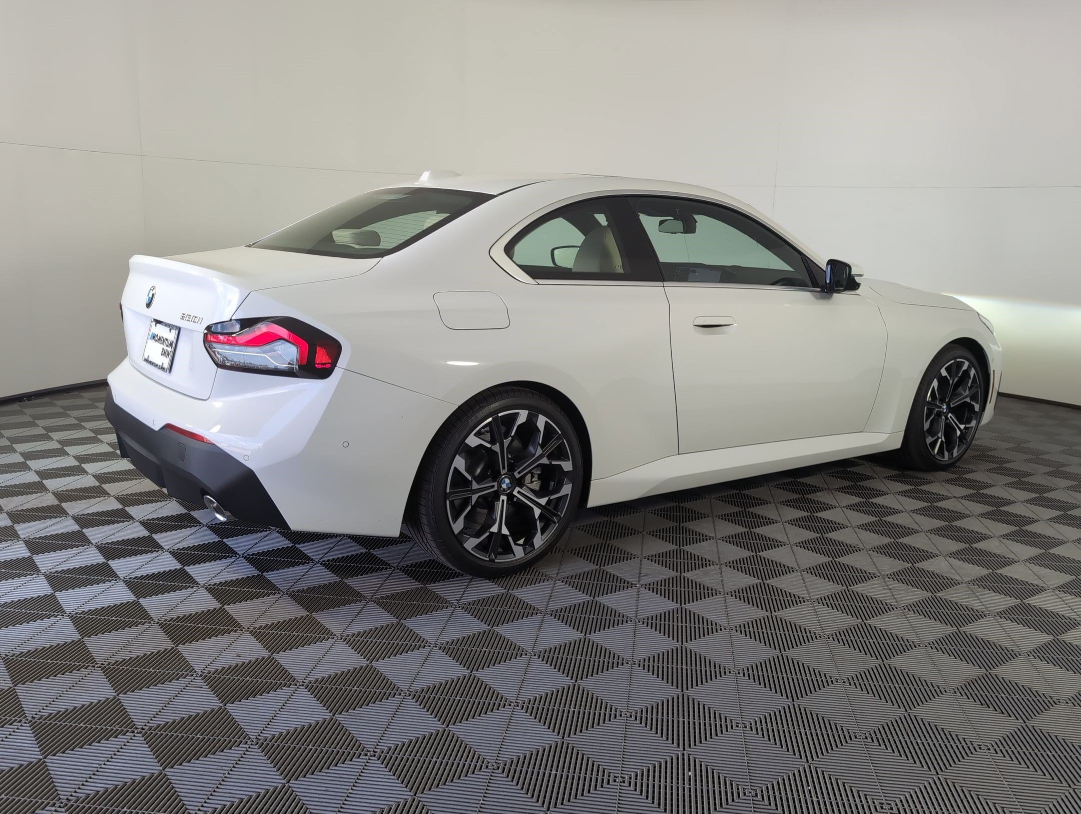 Used 2026 BMW 230i Coupe w/ Premium Package RWD image 7