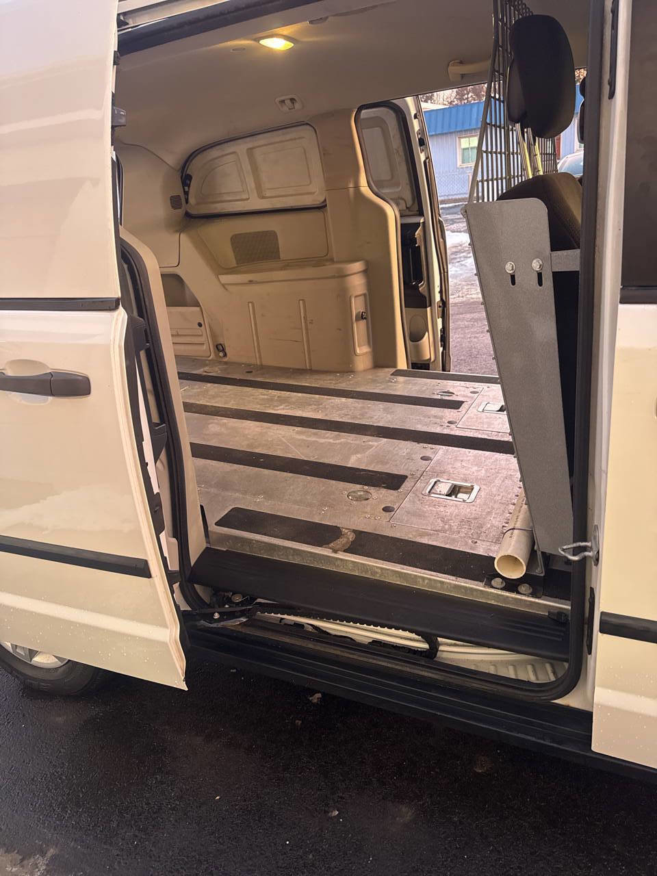 Used 2014 RAM C/V Tradesman image 9