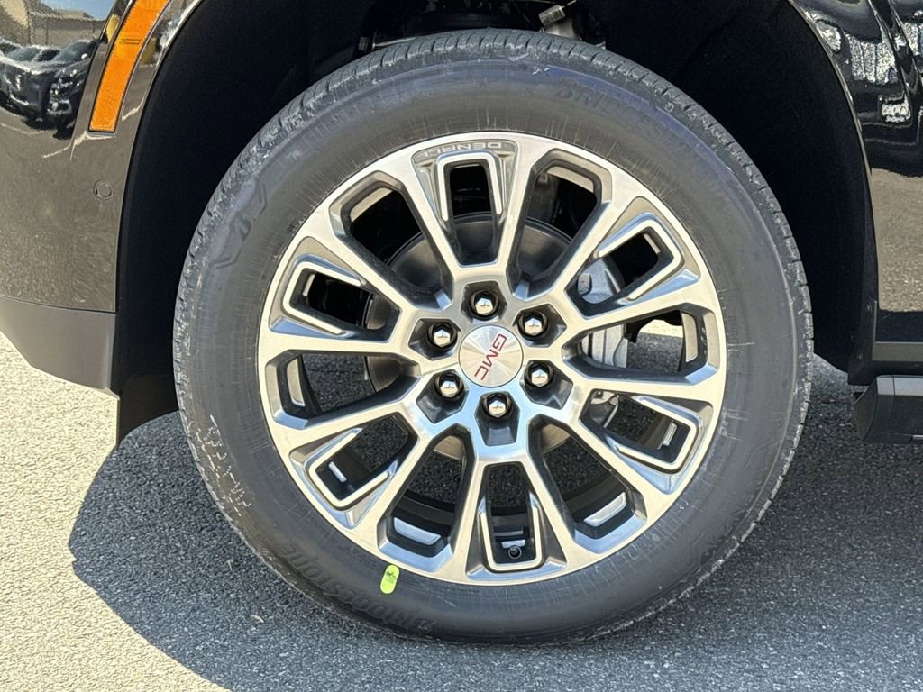 New 2026 GMC Yukon XL Denali w/ Sun & Power Step Package image 12