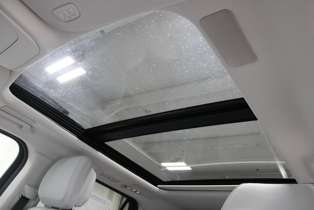 New 2027 Ford Expedition Platinum RWD image 26