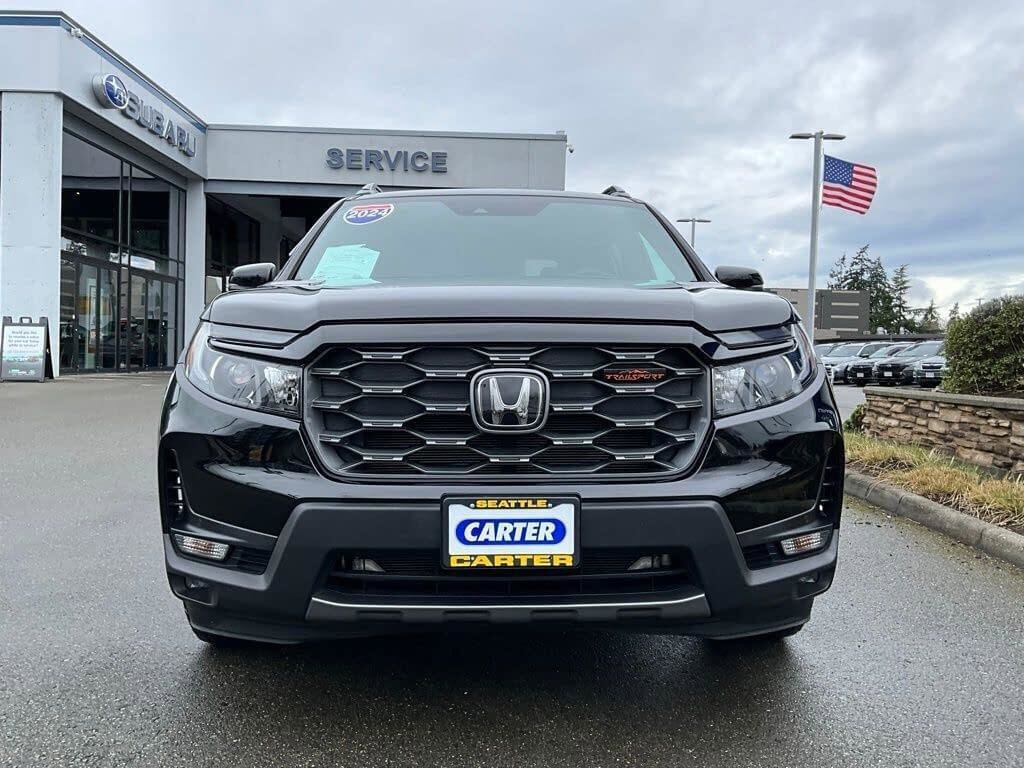 Used 2024 Honda Passport TrailSport image 3