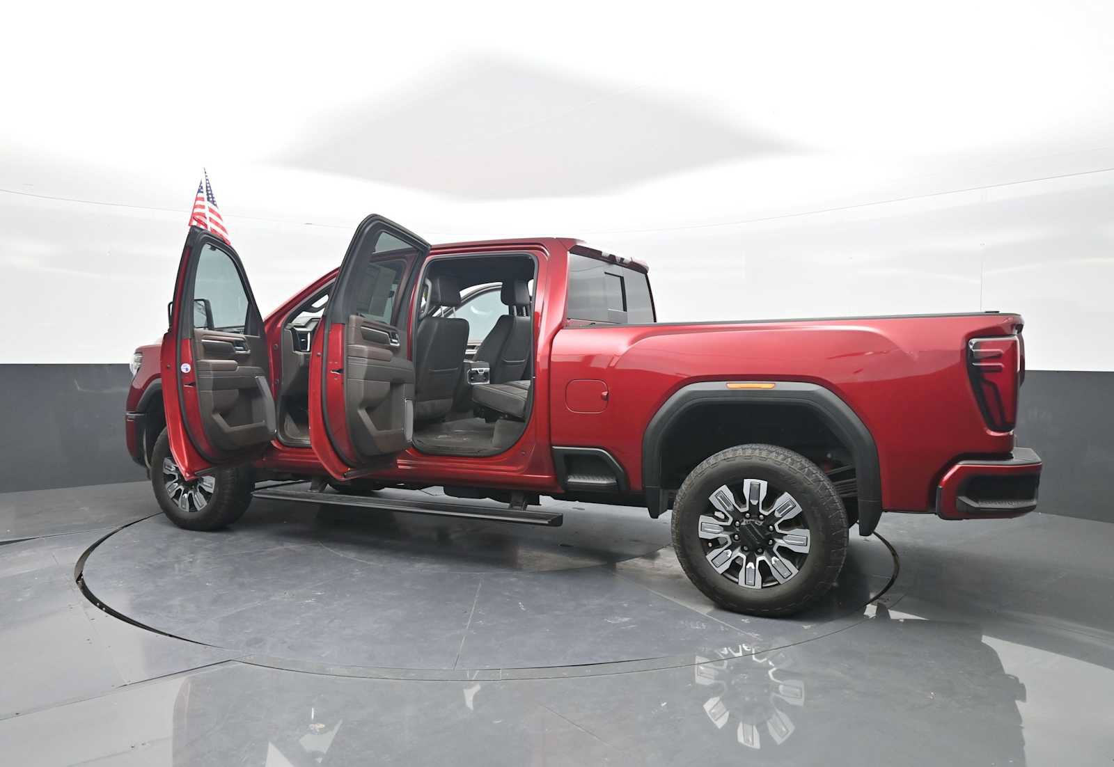 Used 2024 GMC Sierra 2500 Denali w/ Technology Package AWD/4WD image 43