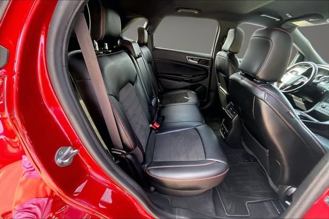 Used 2021 Ford Edge ST-Line FWD image 24
