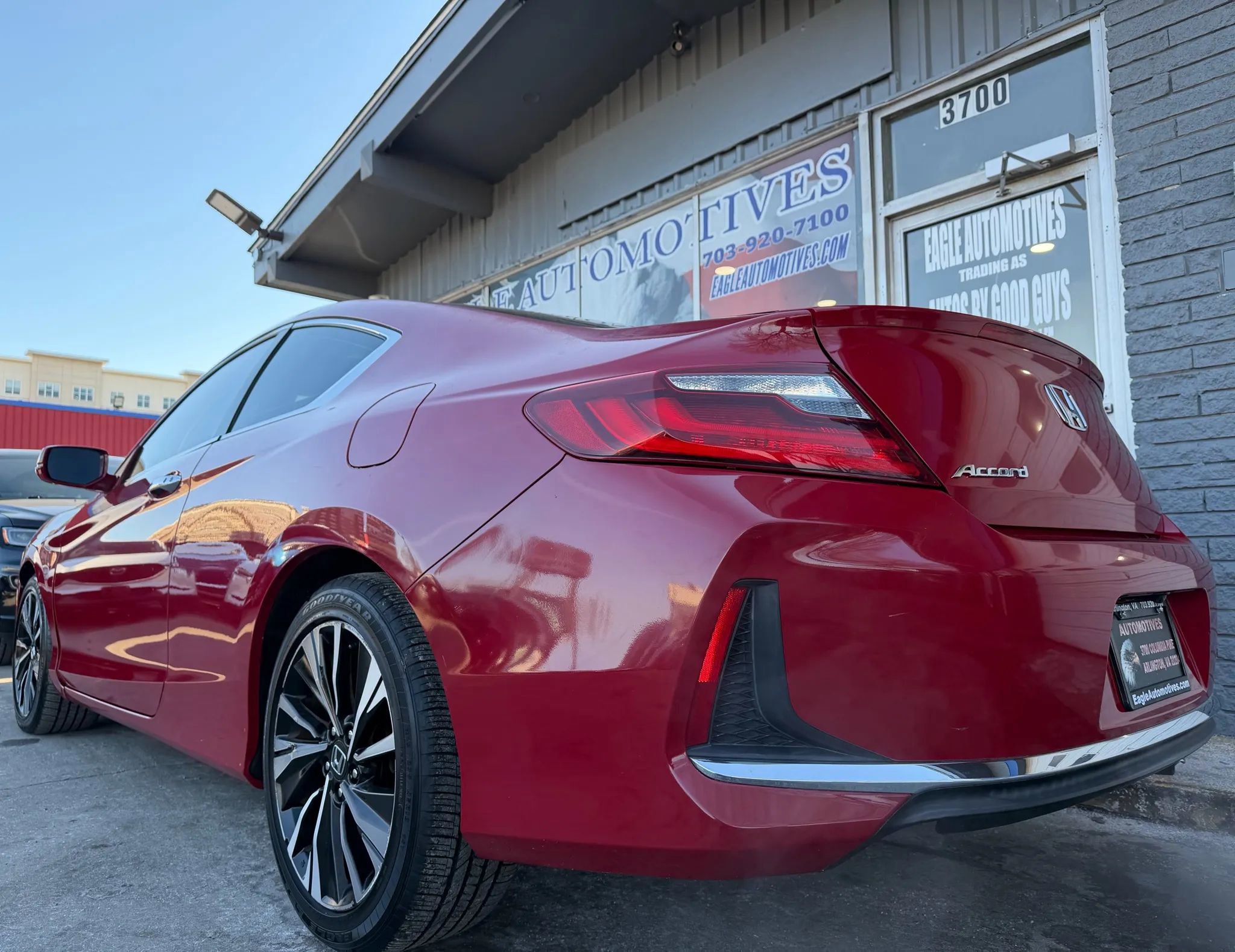Used 2017 Honda Accord EX-L image 3
