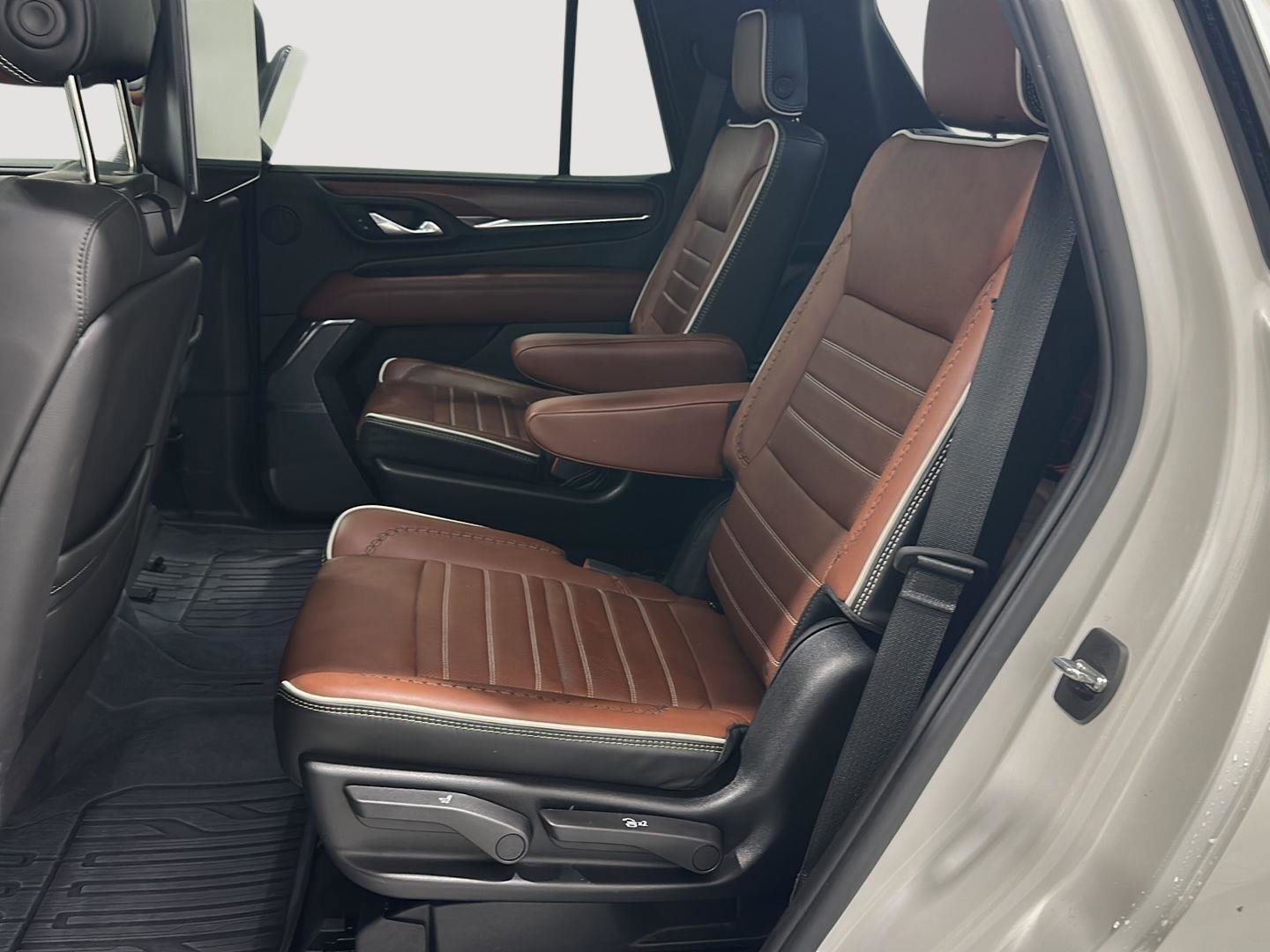 Used 2024 GMC Yukon Denali Ultimate AWD/4WD image 22