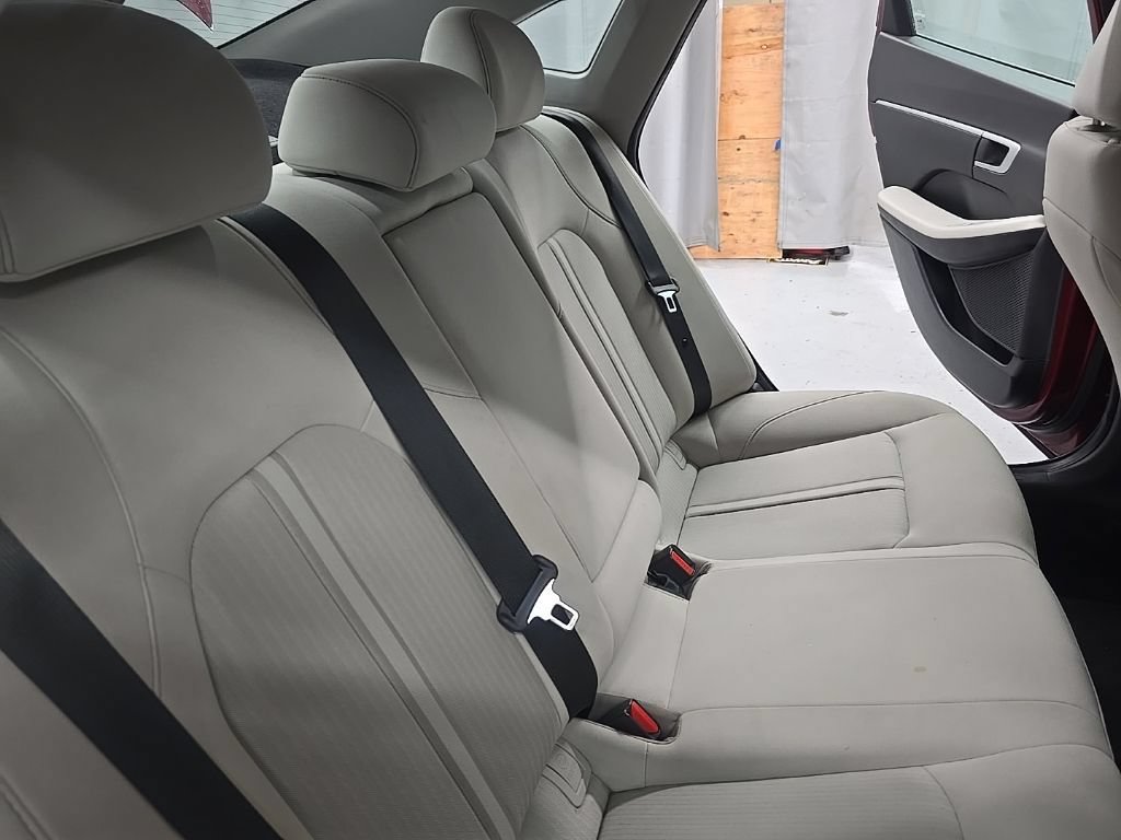 Certified 2025 Hyundai Sonata SEL FWD image 23