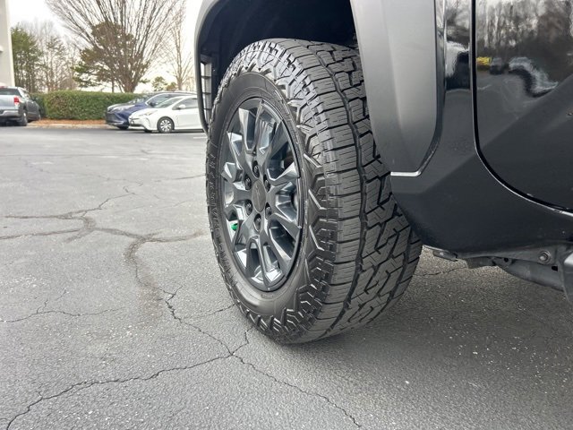 Used 2025 Toyota 4Runner SR5 image 11