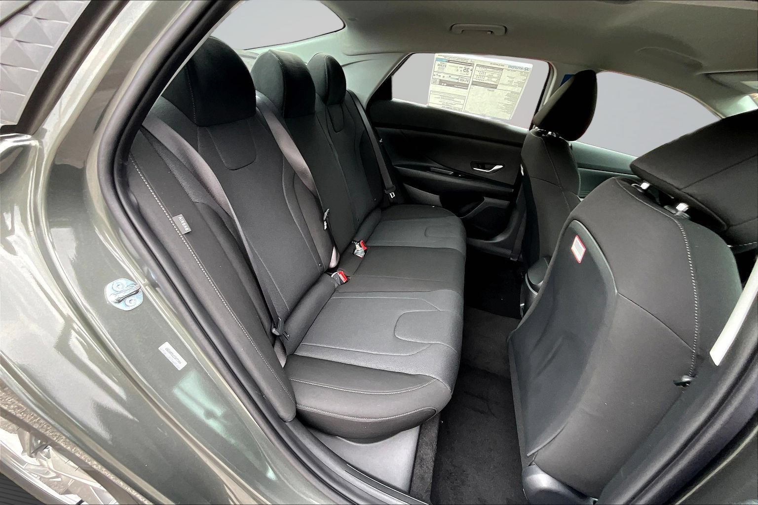 New 2026 Hyundai Elantra SE FWD image 8