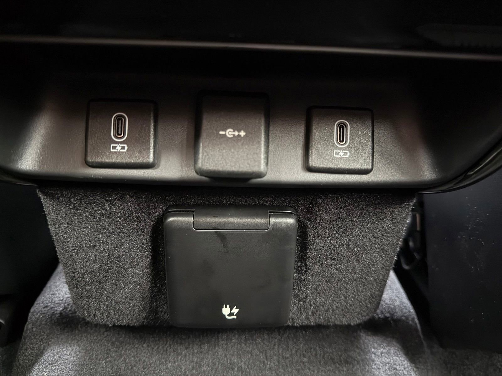 New 2026 Land Rover Range Rover Sport Dynamic SE image 26