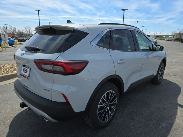 New 2025 Ford Escape SE w/ PHEV Premium Package image 5