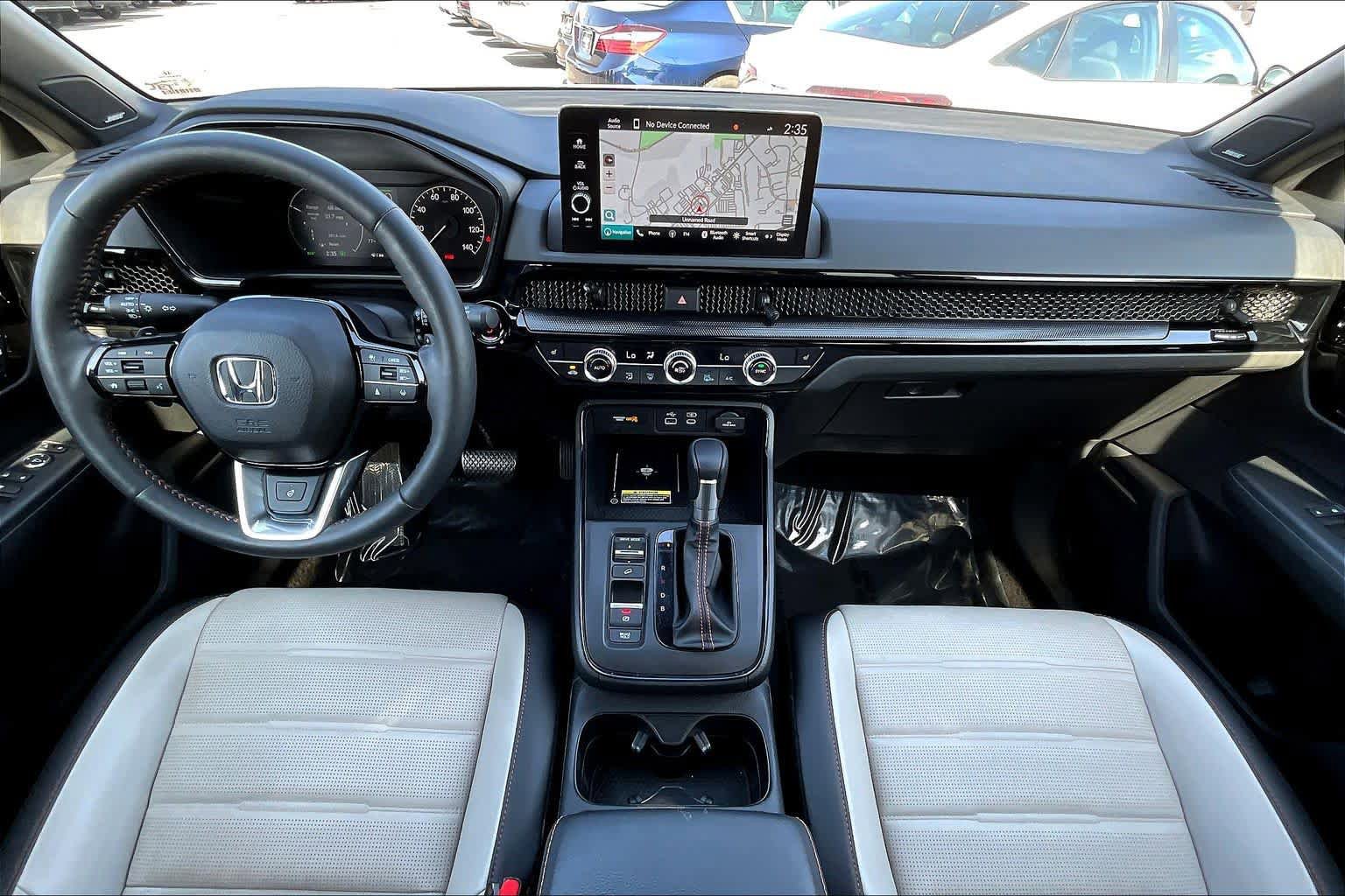 Used 2024 Honda CR-V Sport Touring image 16