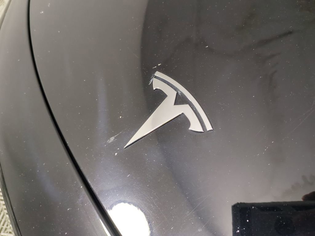 Used 2023 Tesla Model 3 Standard Range image 13