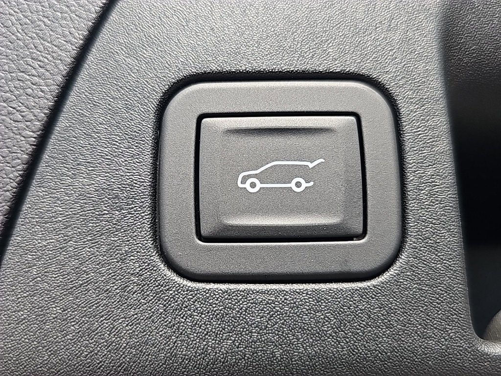 New 2025 Buick Envision Sport Touring image 7