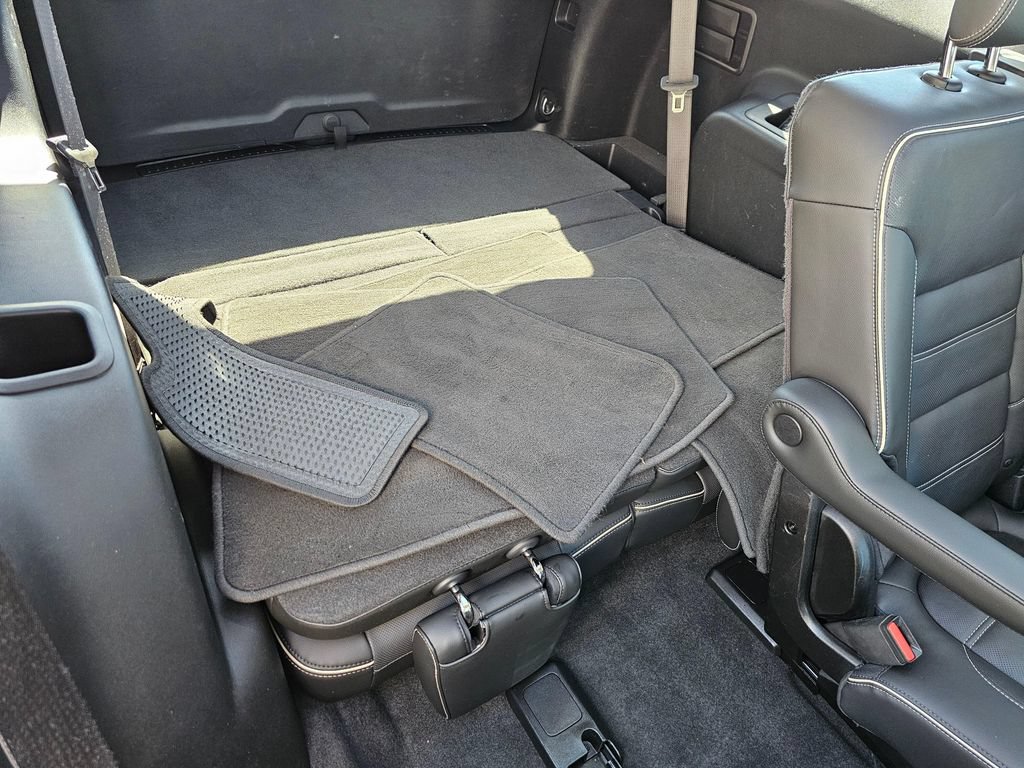 Used 2017 GMC Acadia Denali w/ Technology Package AWD/4WD image 13